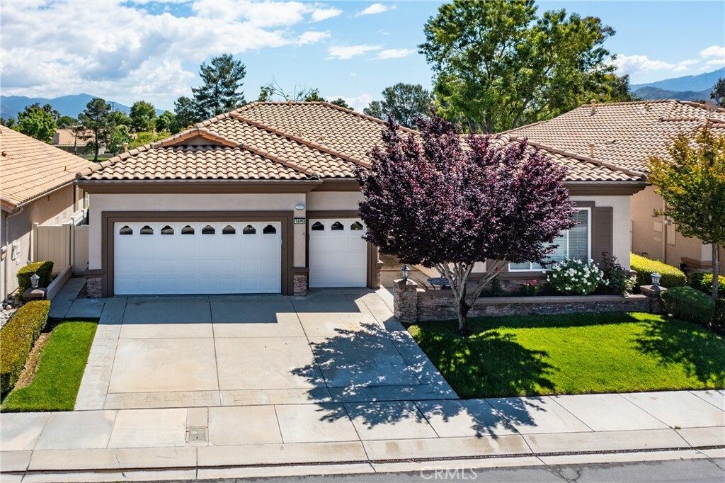 Property Photo: 1690 Masters Drive CA 92220