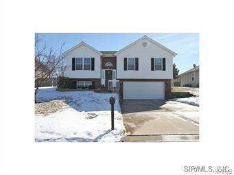 Property Photo:  127 Bayfield Drive  IL 62034 