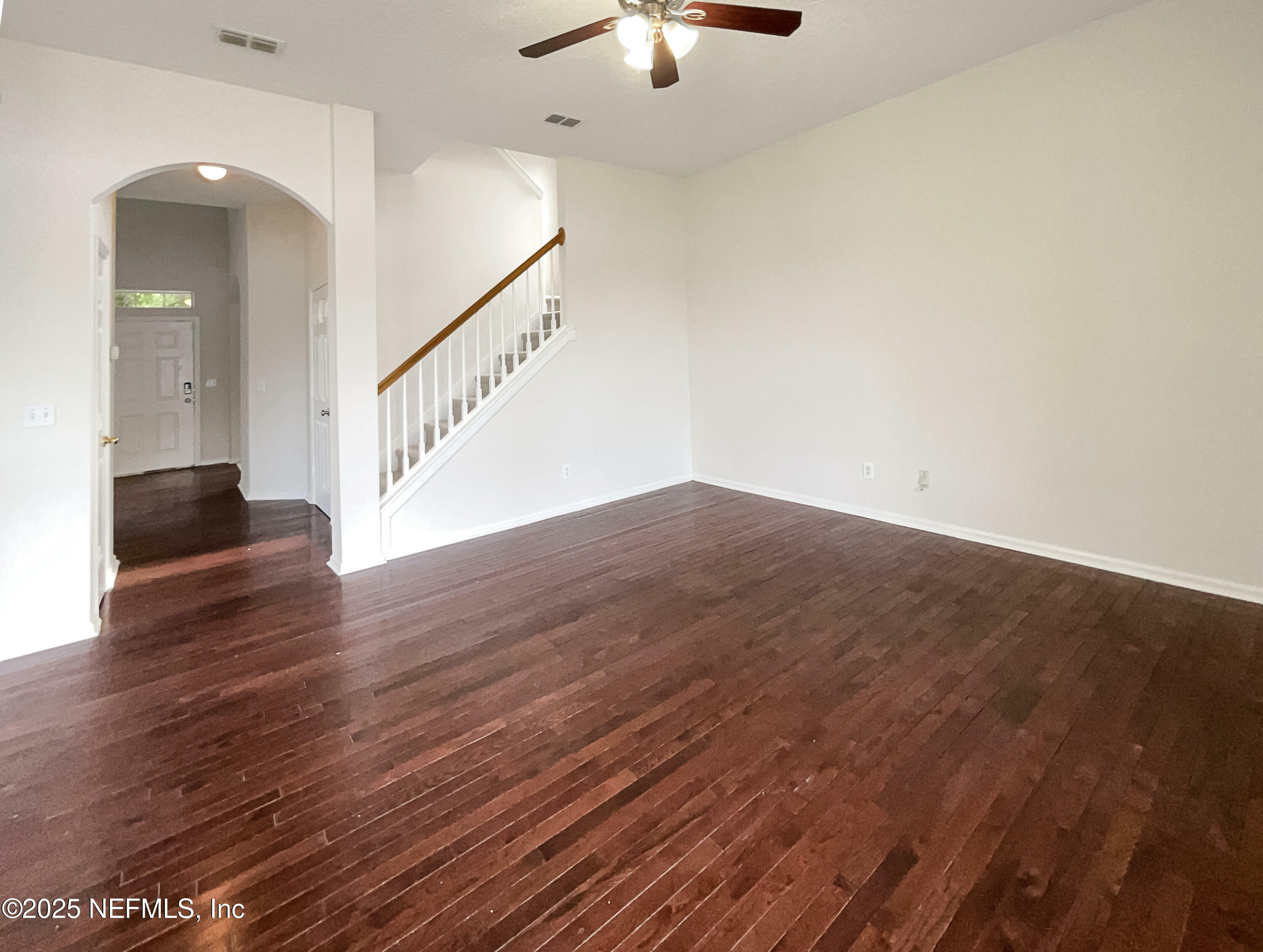 Property Photo: 9141 Prosperity Lake Drive FL 32244