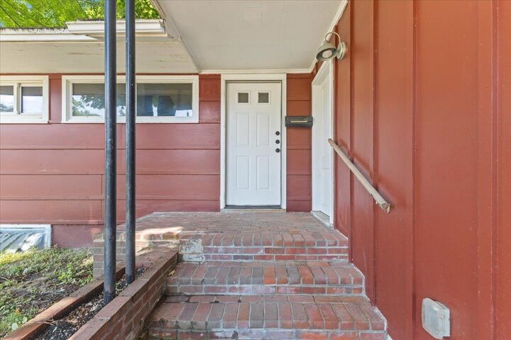 Property Photo: 236 Prospect Parkway VT 05401