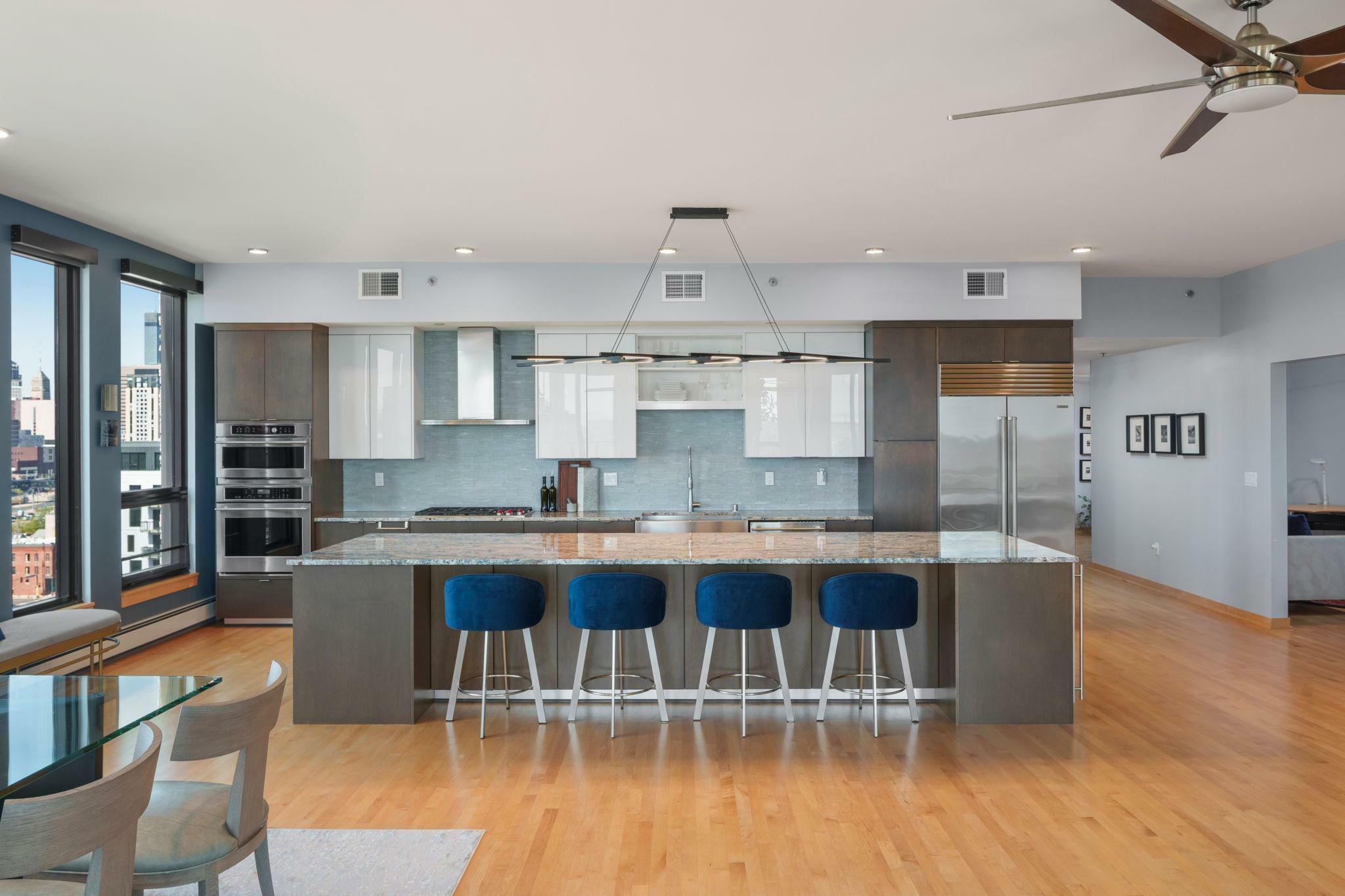 1240 S 2nd Street 1201  Minneapolis MN 55415 photo