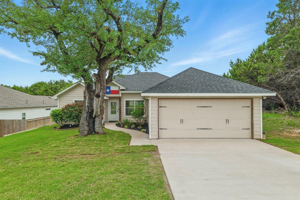 2607 Austin Drive  Granbury TX 76048 photo