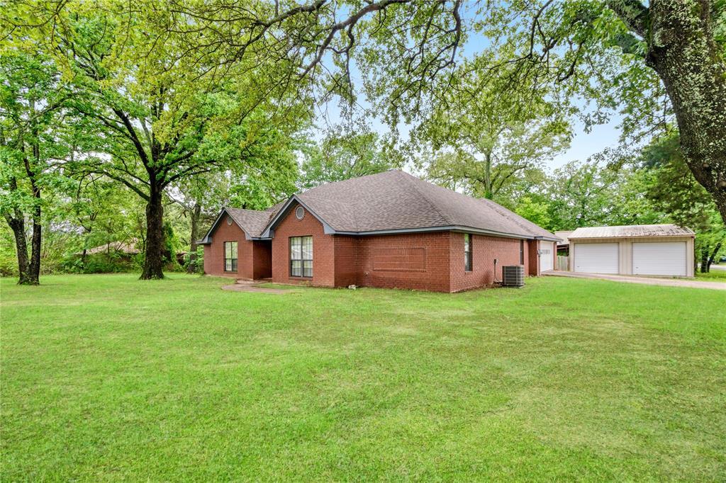 Property Photo: 250 29th Street SW TX 75460
