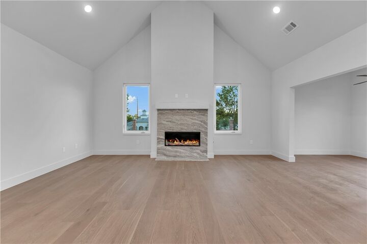 Property Photo: 502 Concord Street AR 72745