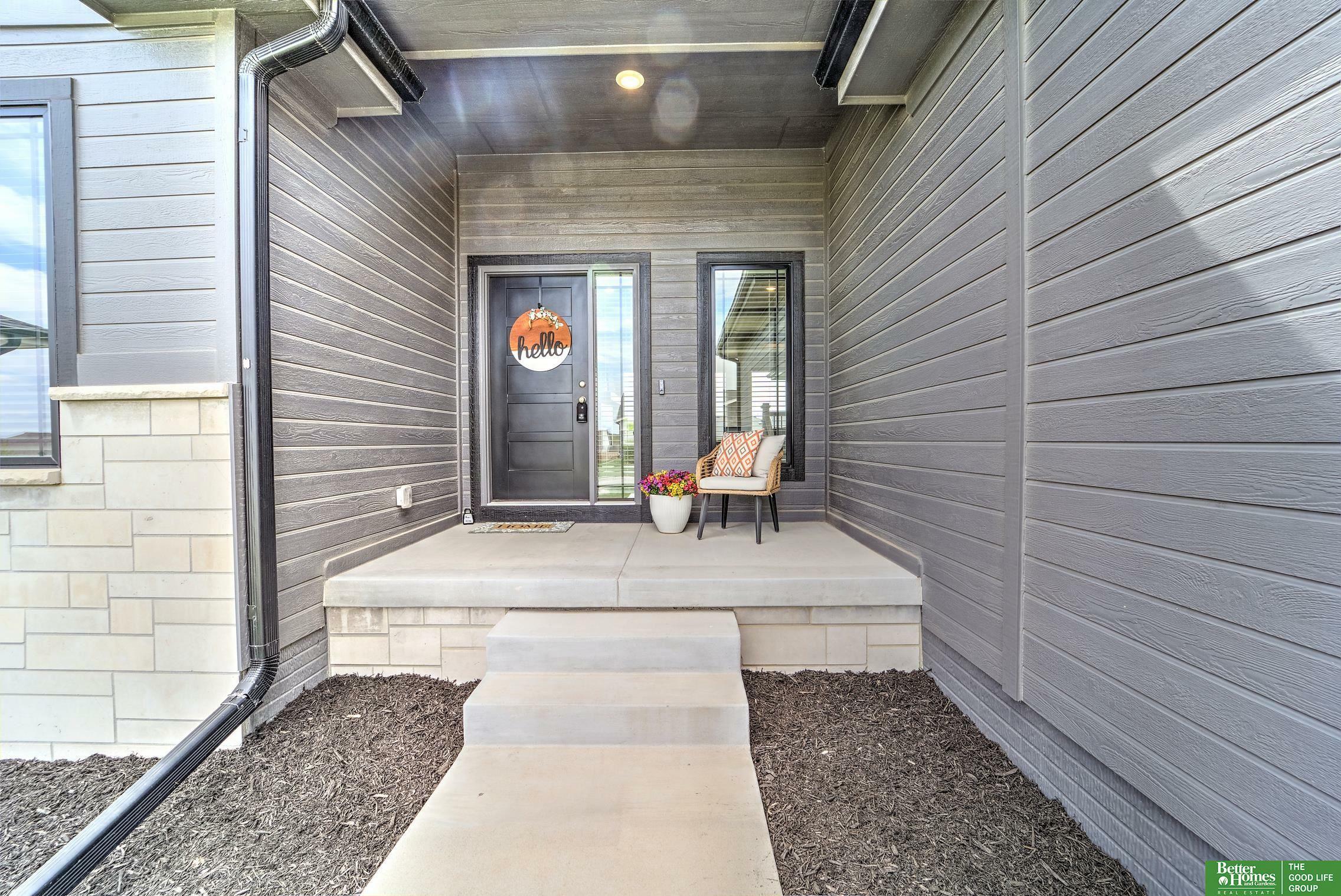 Property Photo: 2516 N 185th Street NE 68022