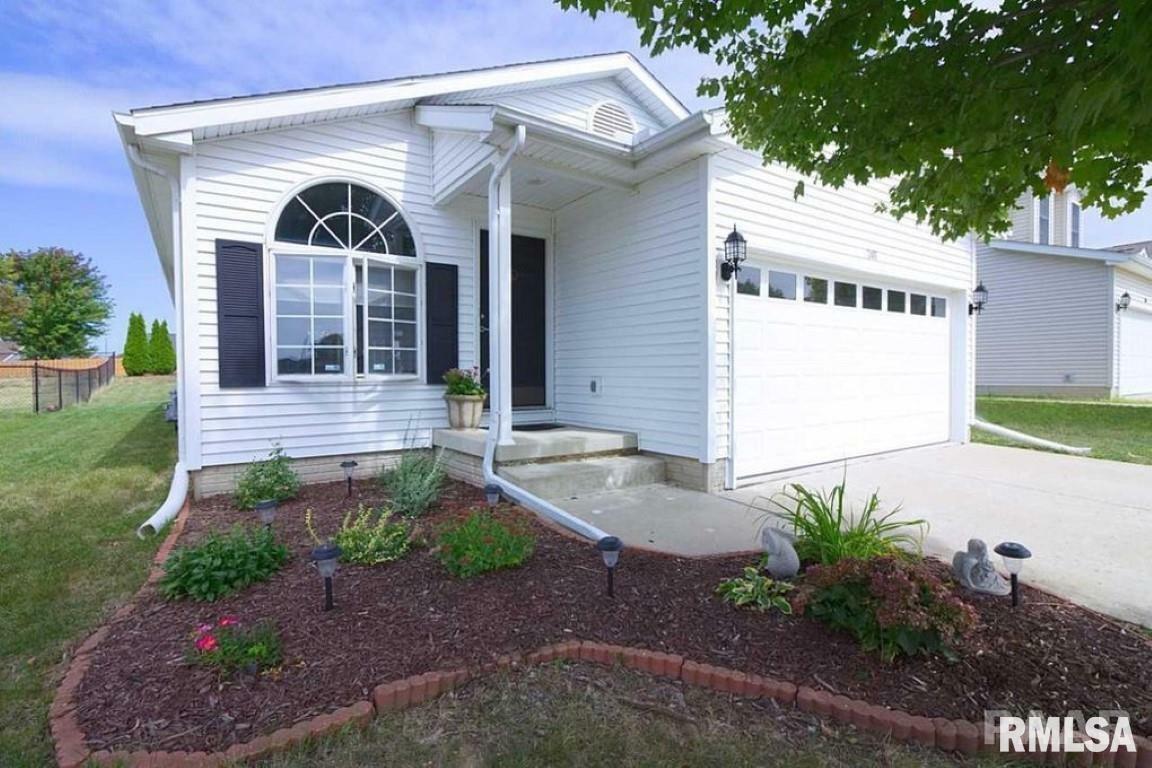 Property Photo: 2411 W Jubilee Lane IL 61525
