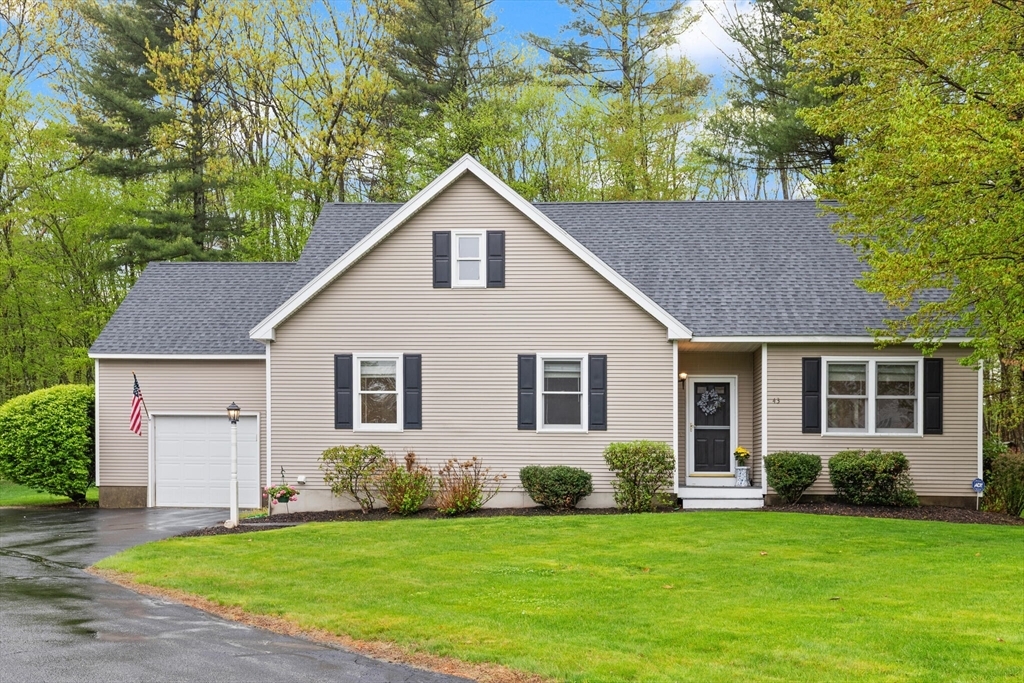 Property Photo: 43 Beechwood Dr MA 01832