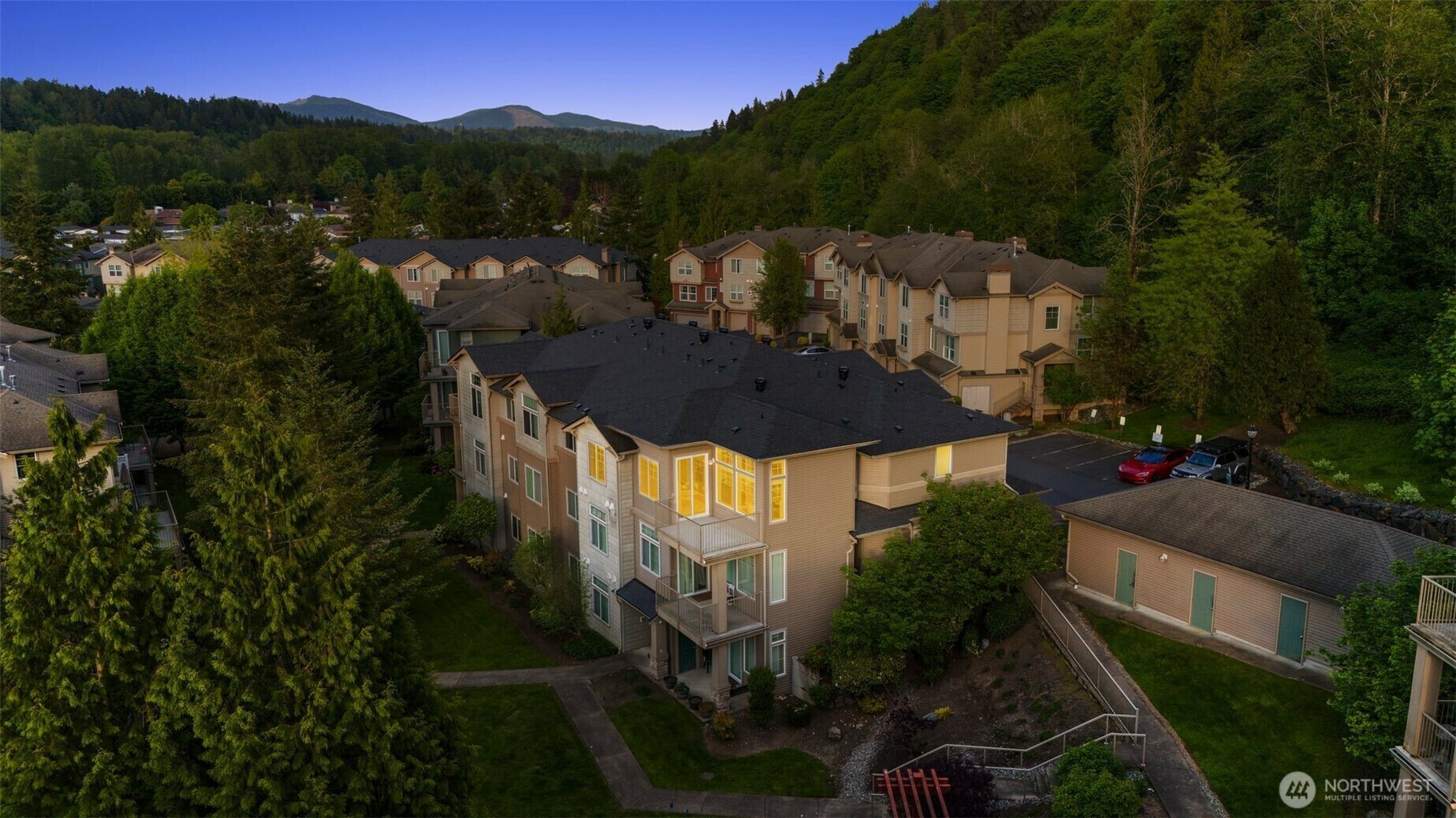 Property Photo: 15325 SE 155th Place L3 WA 98058