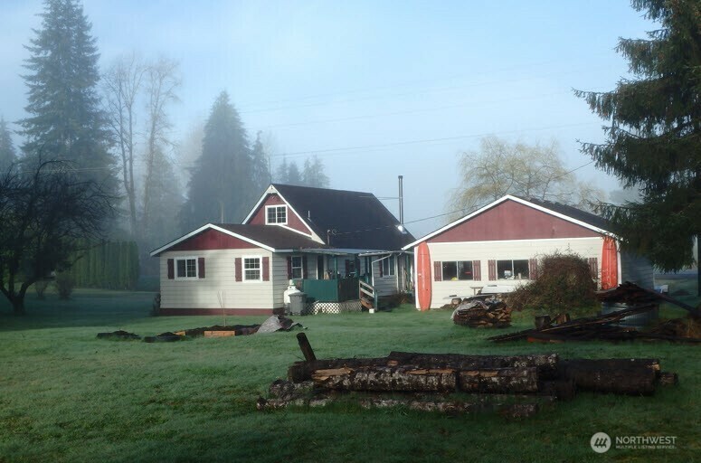 Property Photo: 5462 US Highway 101 WA 98566