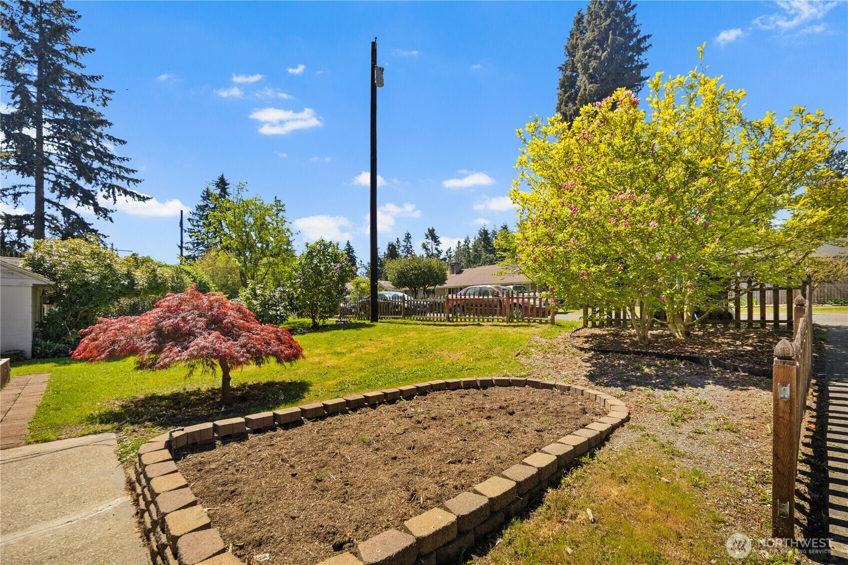 Property Photo: 22903 60th Avenue W WA 98043