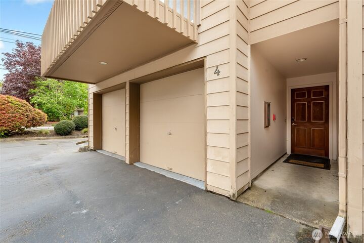 Property Photo: 16820 6th Avenue W A4 WA 98037
