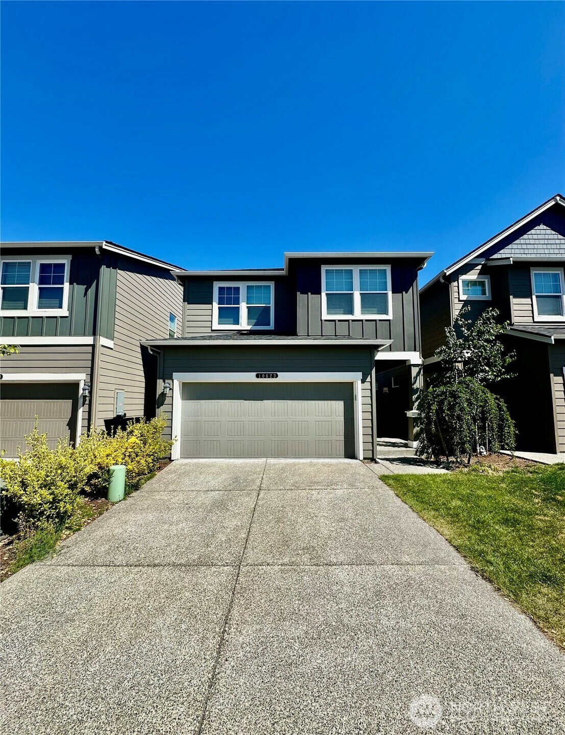 Property Photo: 10823 187th Street Ct E WA 98374