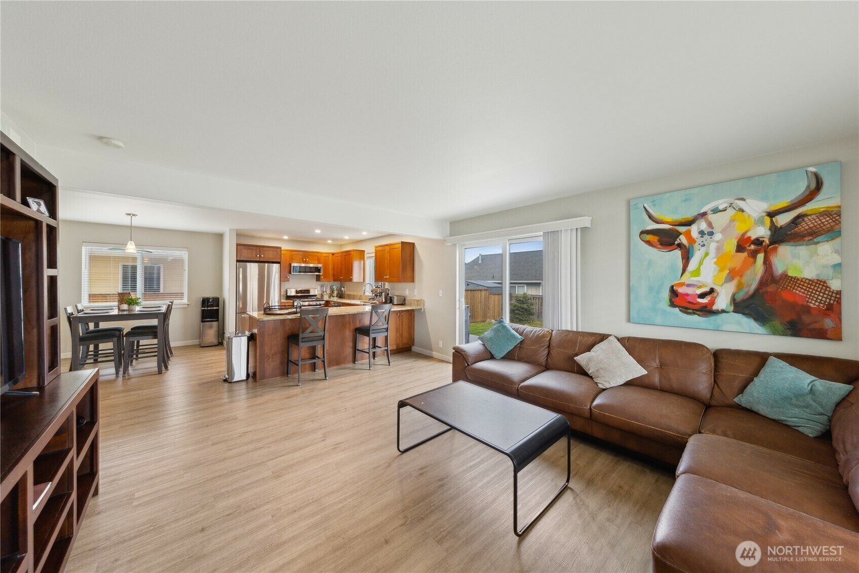 Property Photo: 290 NE 10th Avenue WA 98277