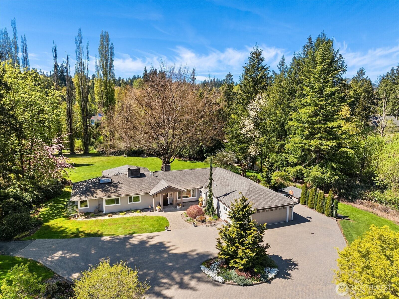 Property Photo:  18610 NE 109th Street  WA 98052 