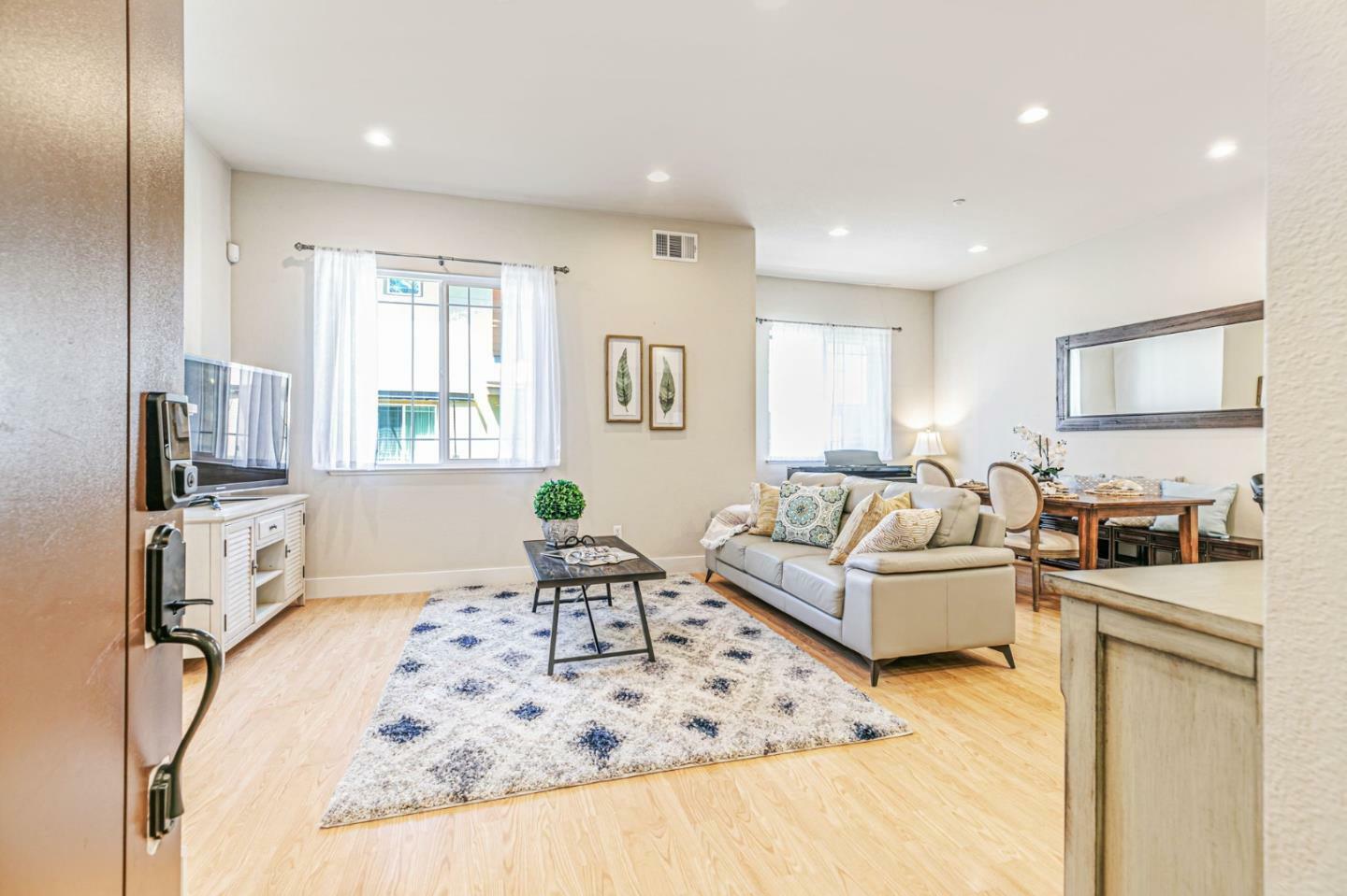Property Photo: 1113 Trinity Lane CA 94303