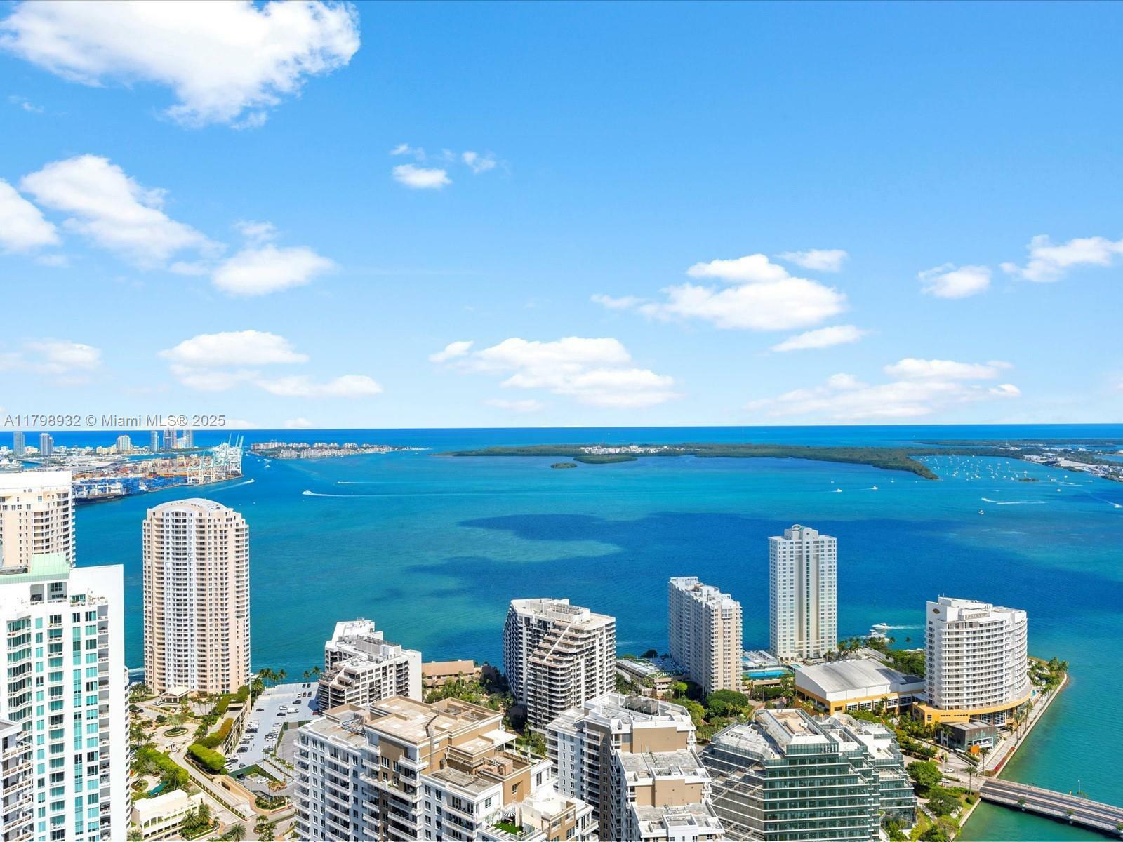 475 Brickell Ave 5507  Miami FL 33131 photo