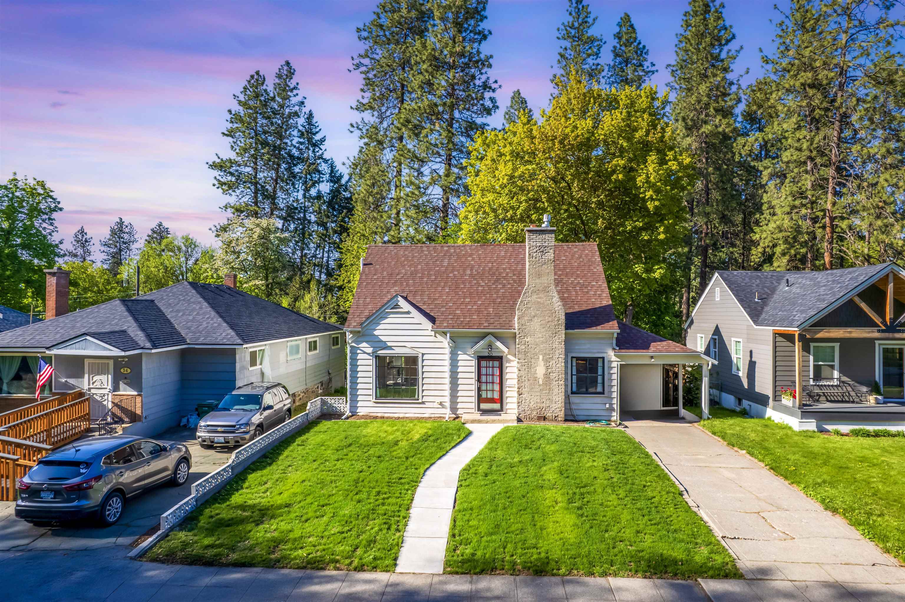 Property Photo: 30 W 25th Ave WA 99203