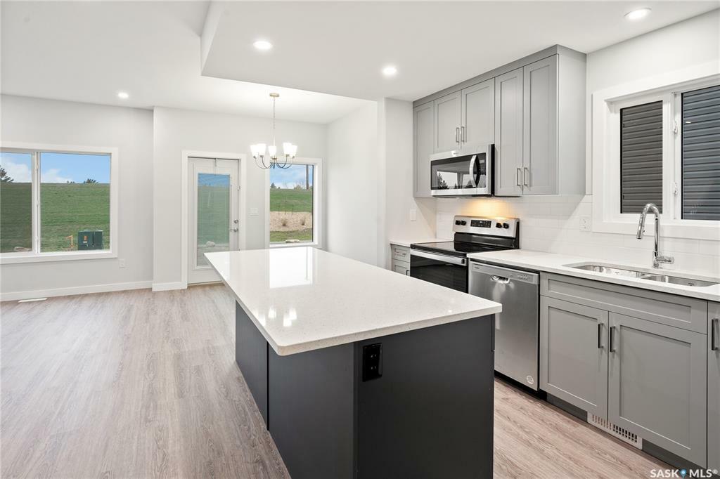 Property Photo: 238 Antonini Court SK S7L 7P3