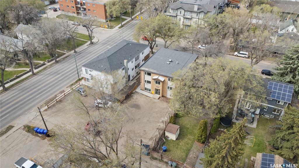Property Photo:  1004 14th Street E  SK S7H 0A1 