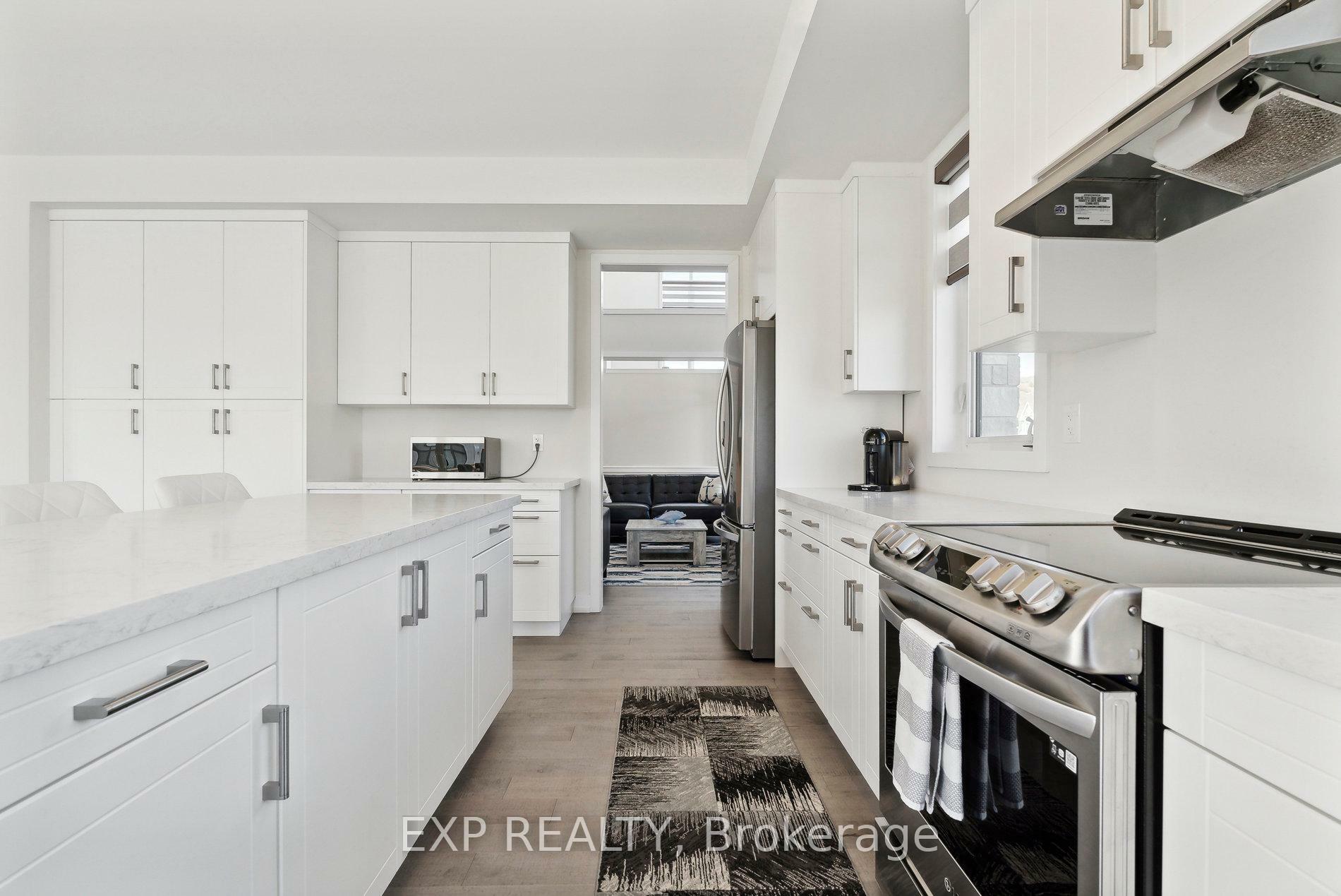 100 Stoneleigh Drive  Blue Mountains ON L9Y 5J6 photo