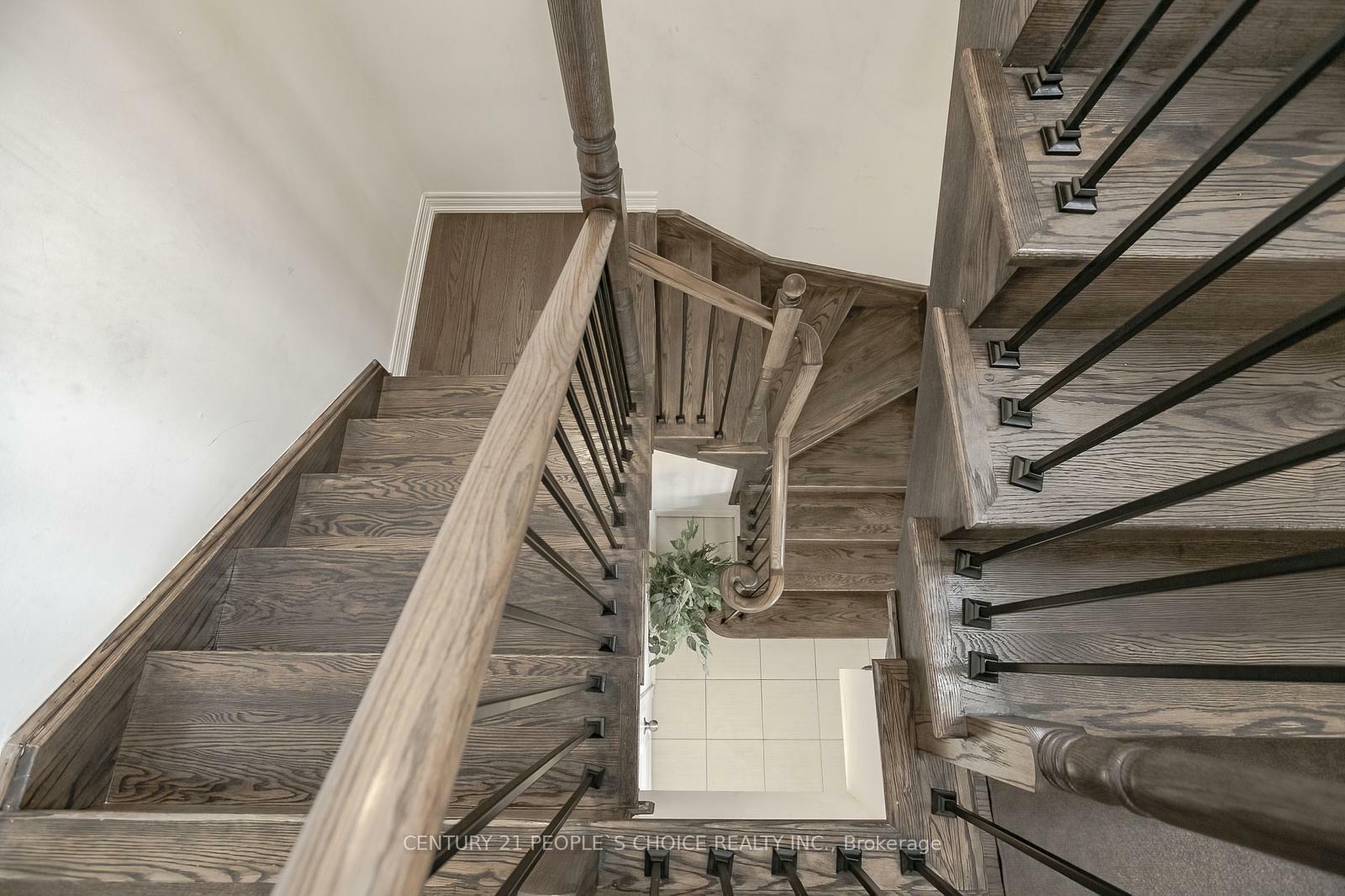Property Photo:  90 Hashmi Place  ON L6Y 6J9 