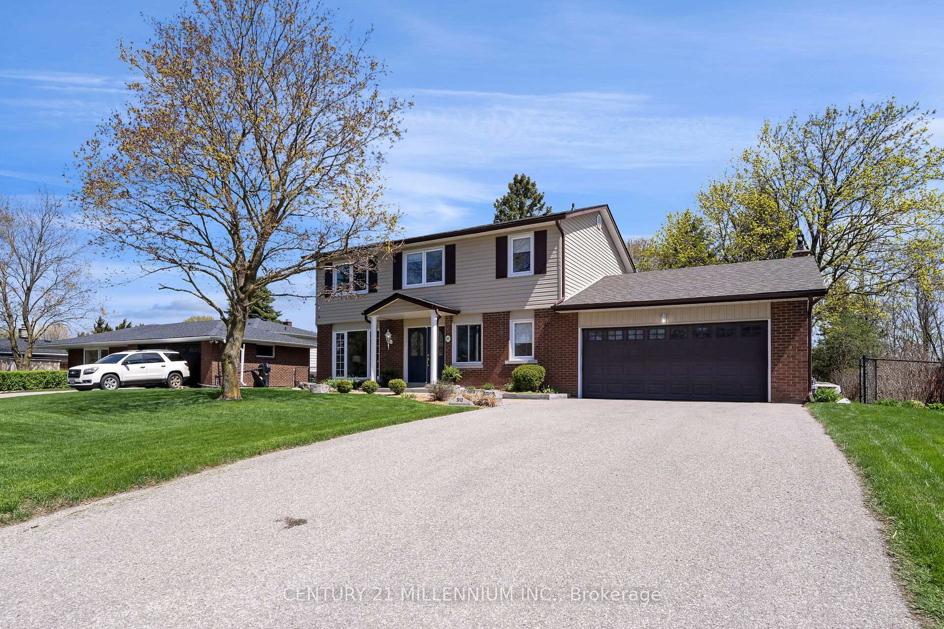 Property Photo: 92 Waterford Drive ON N0B 1T0