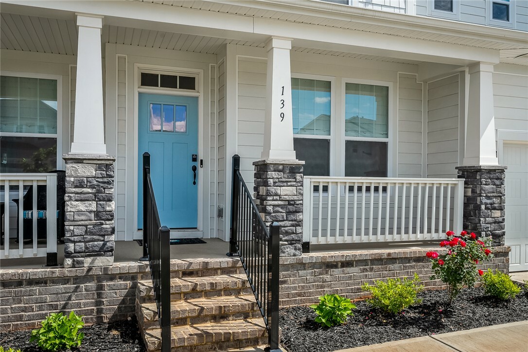 Property Photo: 139 Ridgeline Row SC 29630