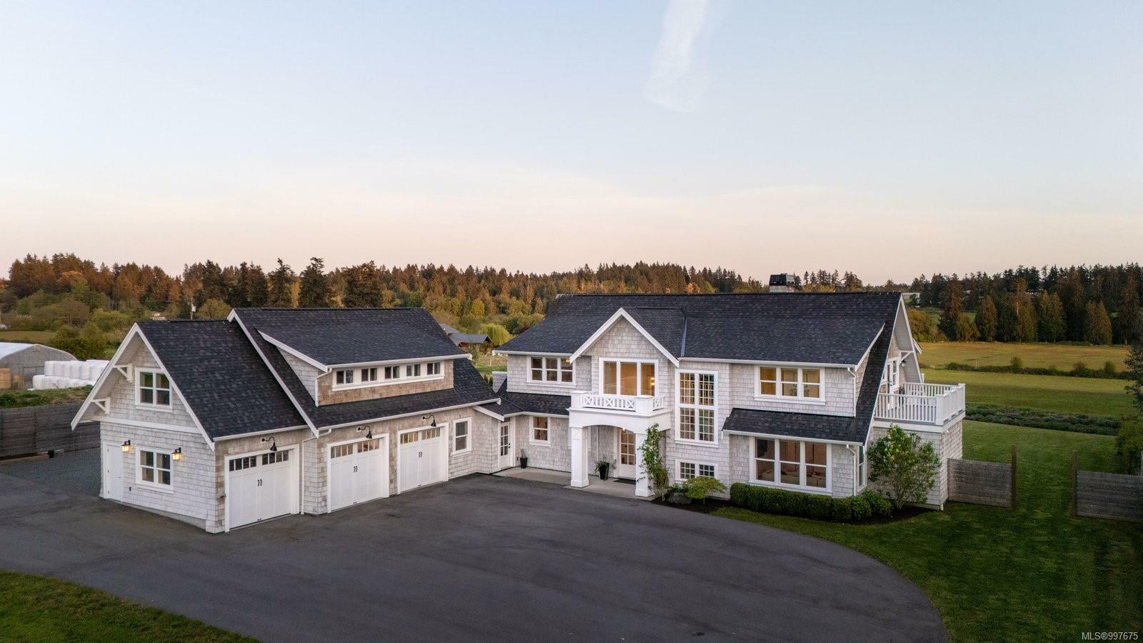 Property Photo: 1527 Mount Newton Cross Rd BC V8M 1L1