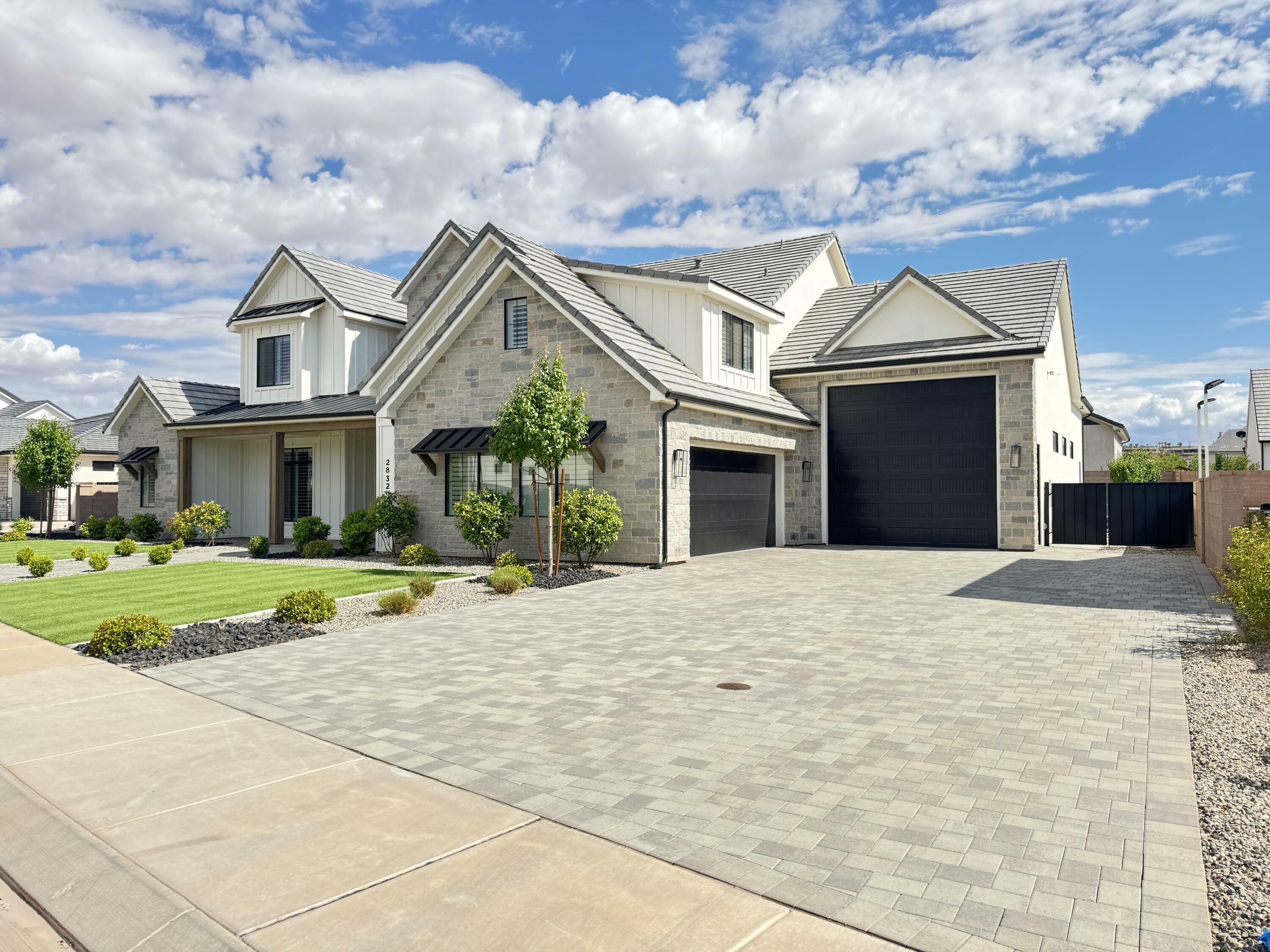 Property Photo: 2832 E Stonedale Dr UT 84790