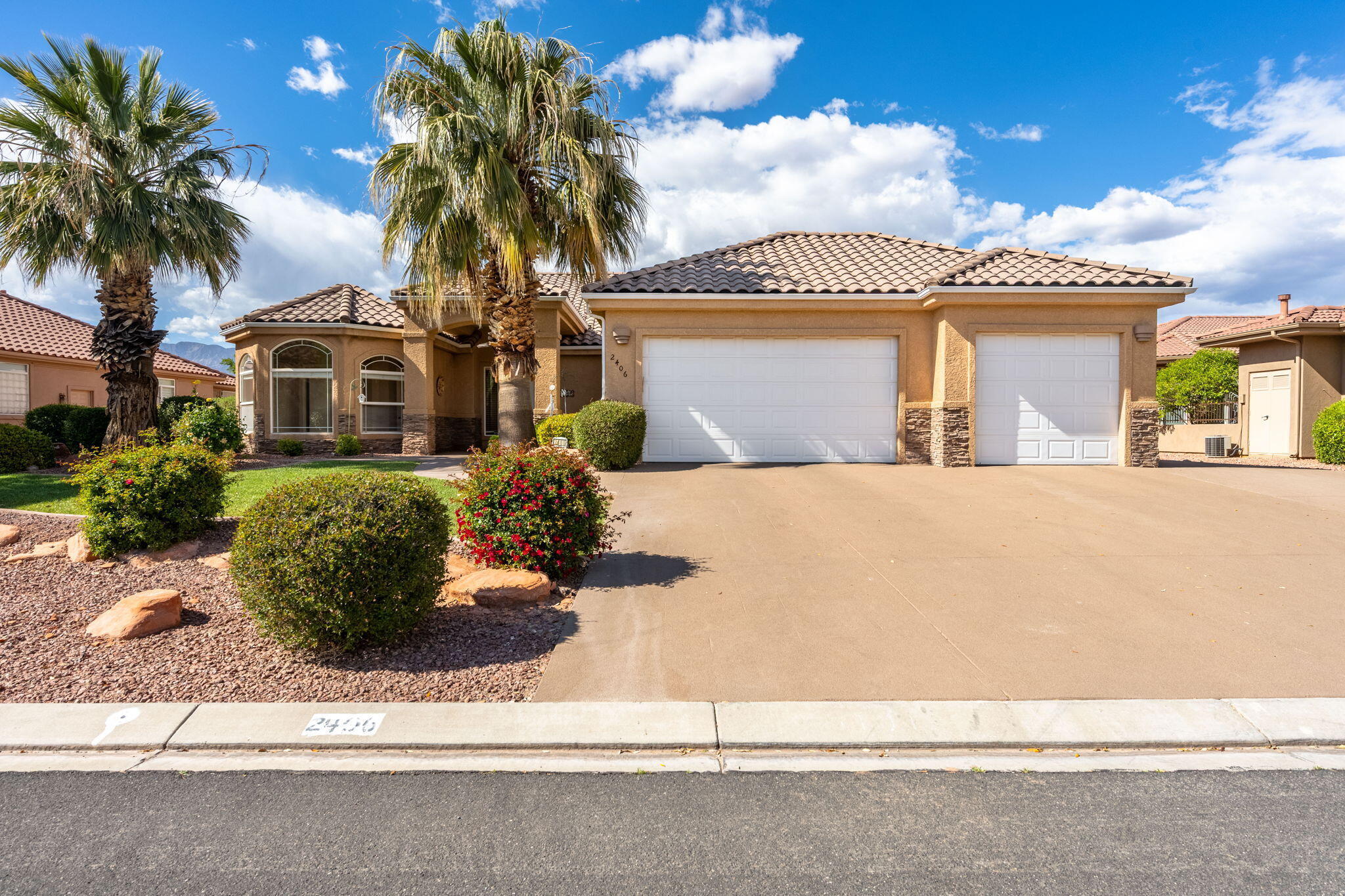 Property Photo: 2406 W 750 UT 84737
