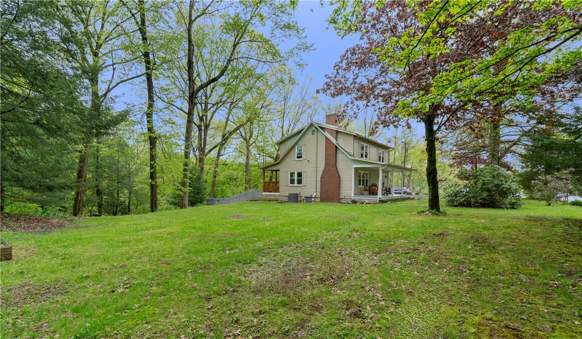 Property Photo: 534 Freeport Rd PA 16229