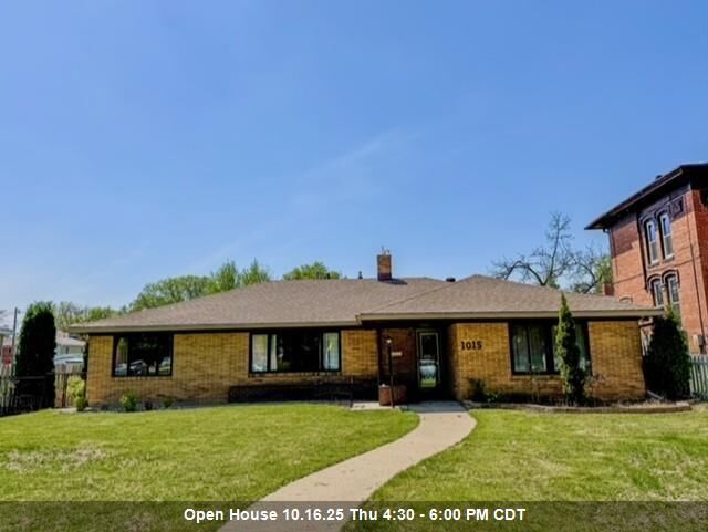 Property Photo:  1015 Douglas Ave.  SD 57078 