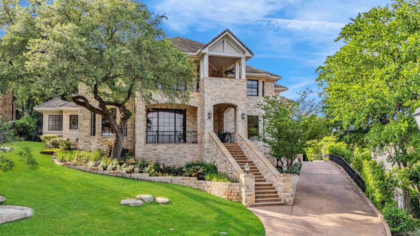 Property Photo: 3204 Aztec Fall Cove TX 78746