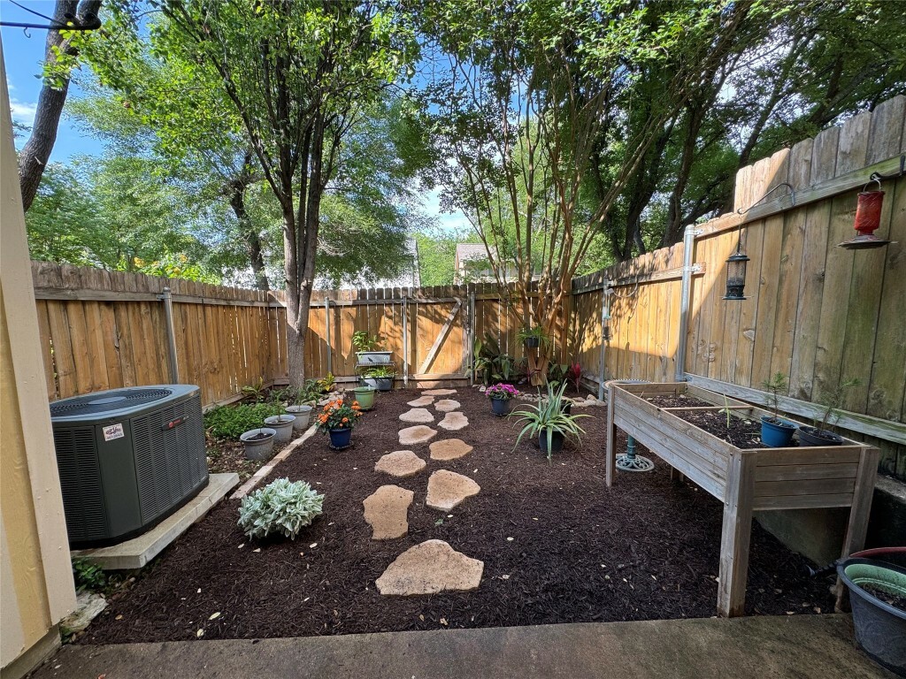 Property Photo: 11901 Swearingen Drive 110 TX 78758
