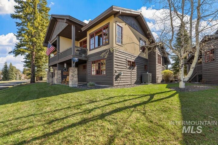 Property Photo:  1391 Greystone Dr.  ID 83638 