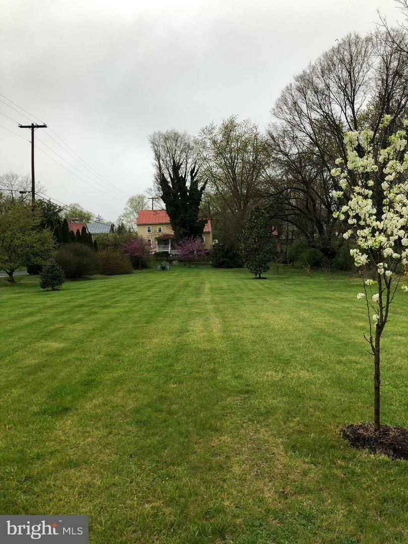 Property Photo: 112 King Street WV 25430