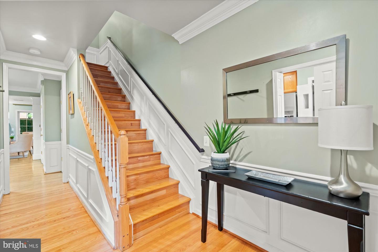 Property Photo: 1411 Roundhouse Lane VA 22314