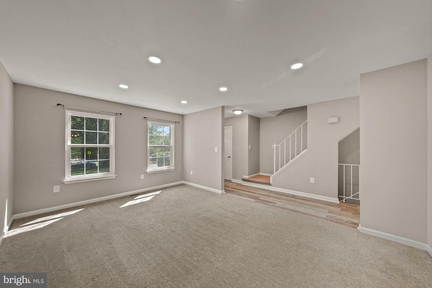 Property Photo: 3924 Collis Oak Court VA 22033