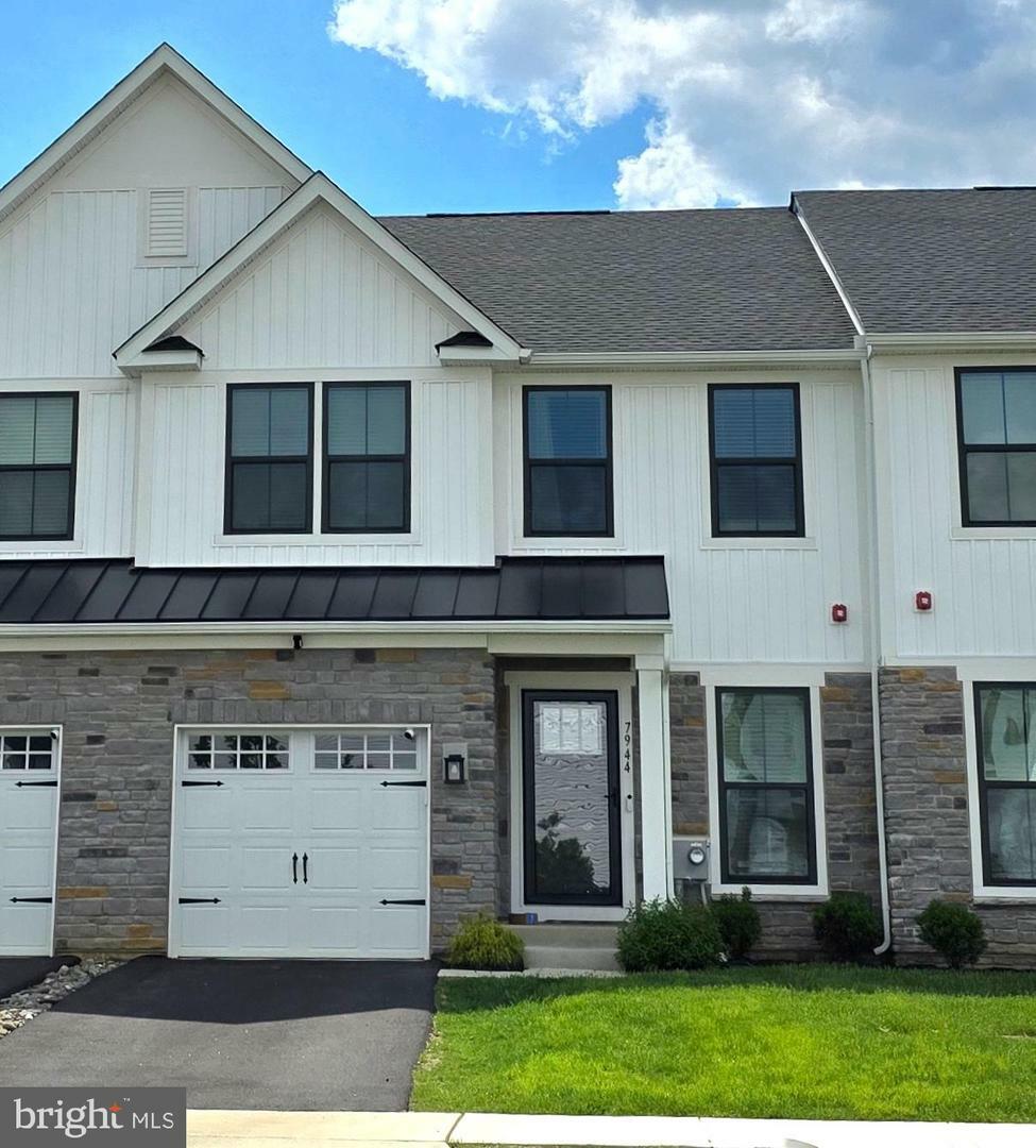 7944 Milltown Circle  Cheltenham PA 19012 photo