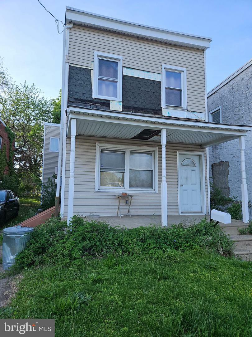 5736 Harbison Avenue  Philadelphia PA 19135 photo