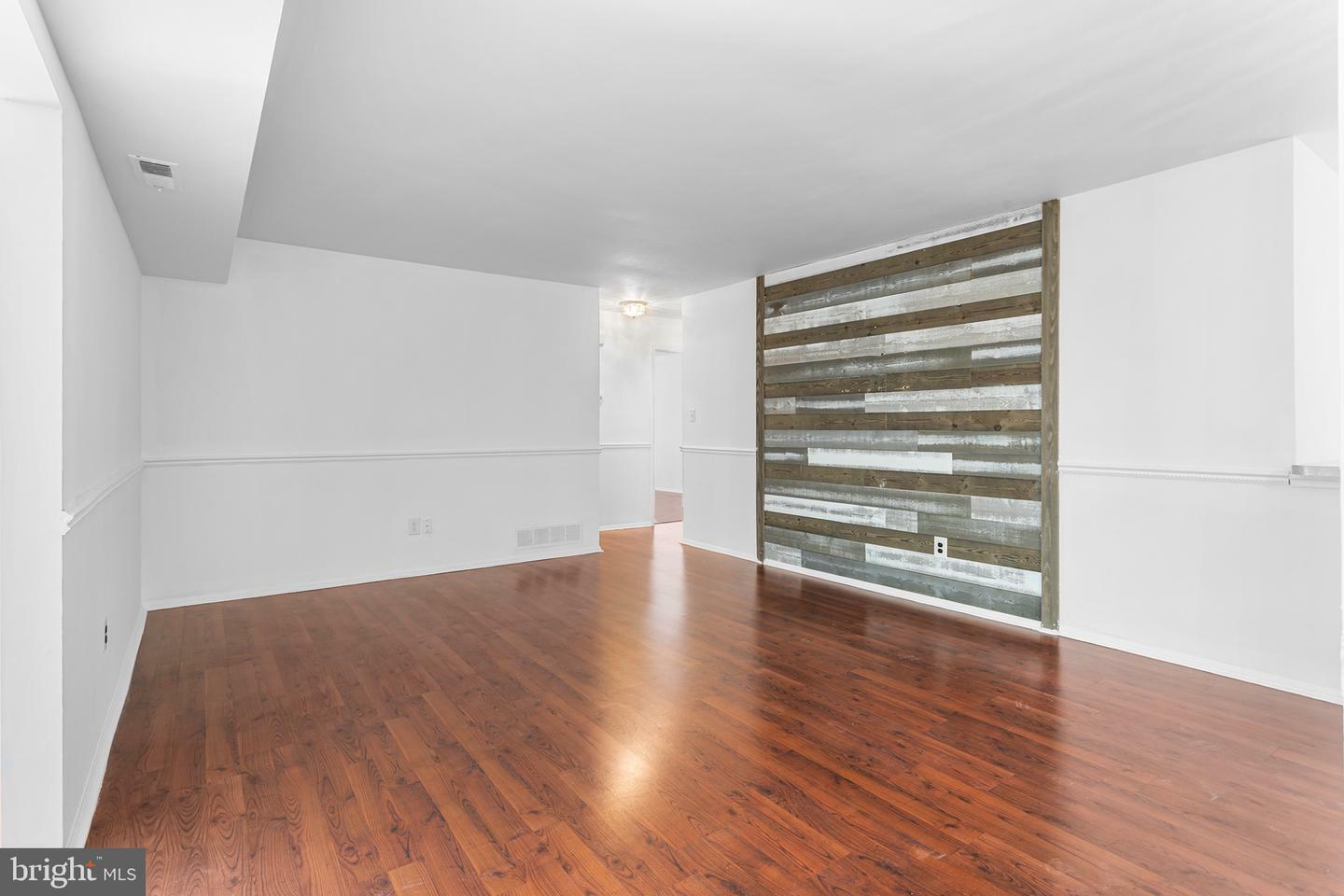 Property Photo: 112B W Bluebell Lane NJ 08054