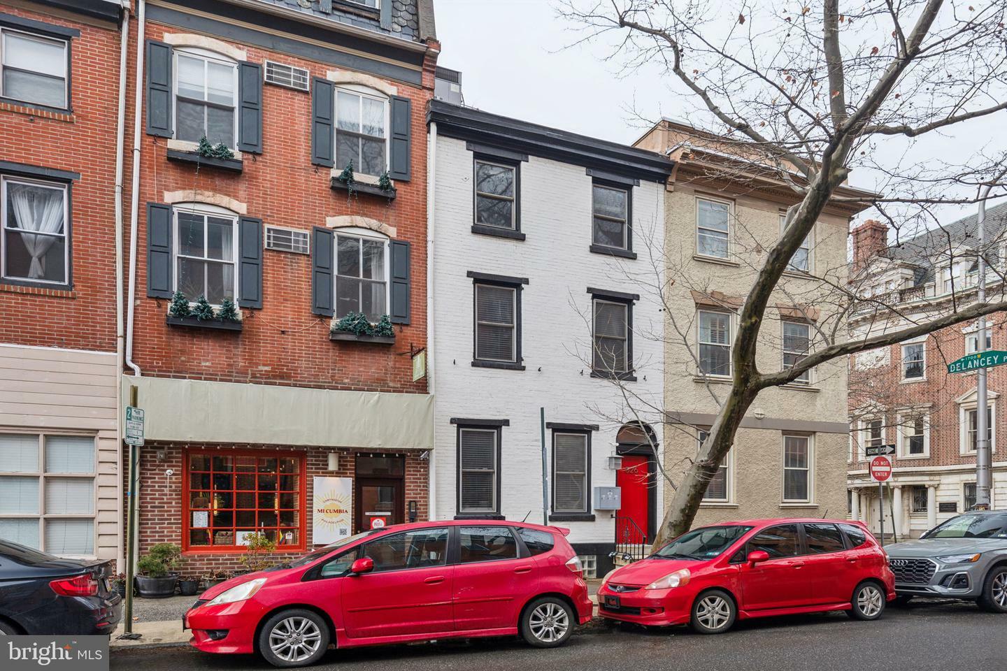 Property Photo: 326 S 17th Street 3 PA 19103