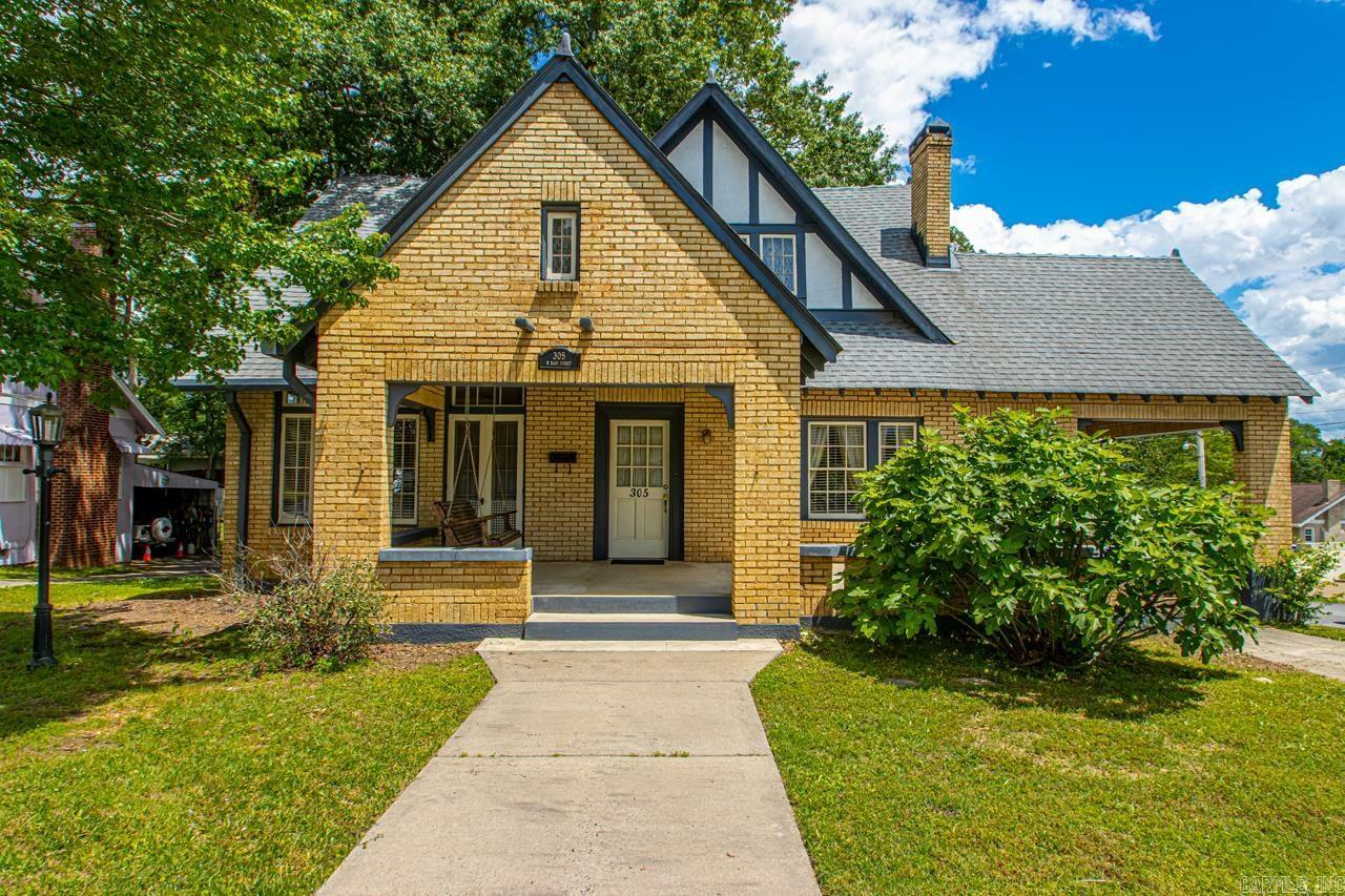 Property Photo: 305 N East Street AR 72015