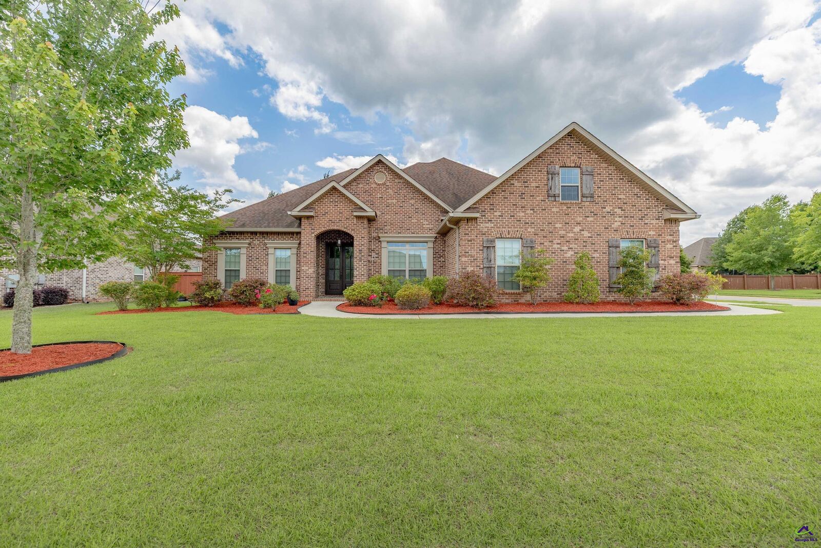 Property Photo: 202 Brown Thrasher Lane GA 31047