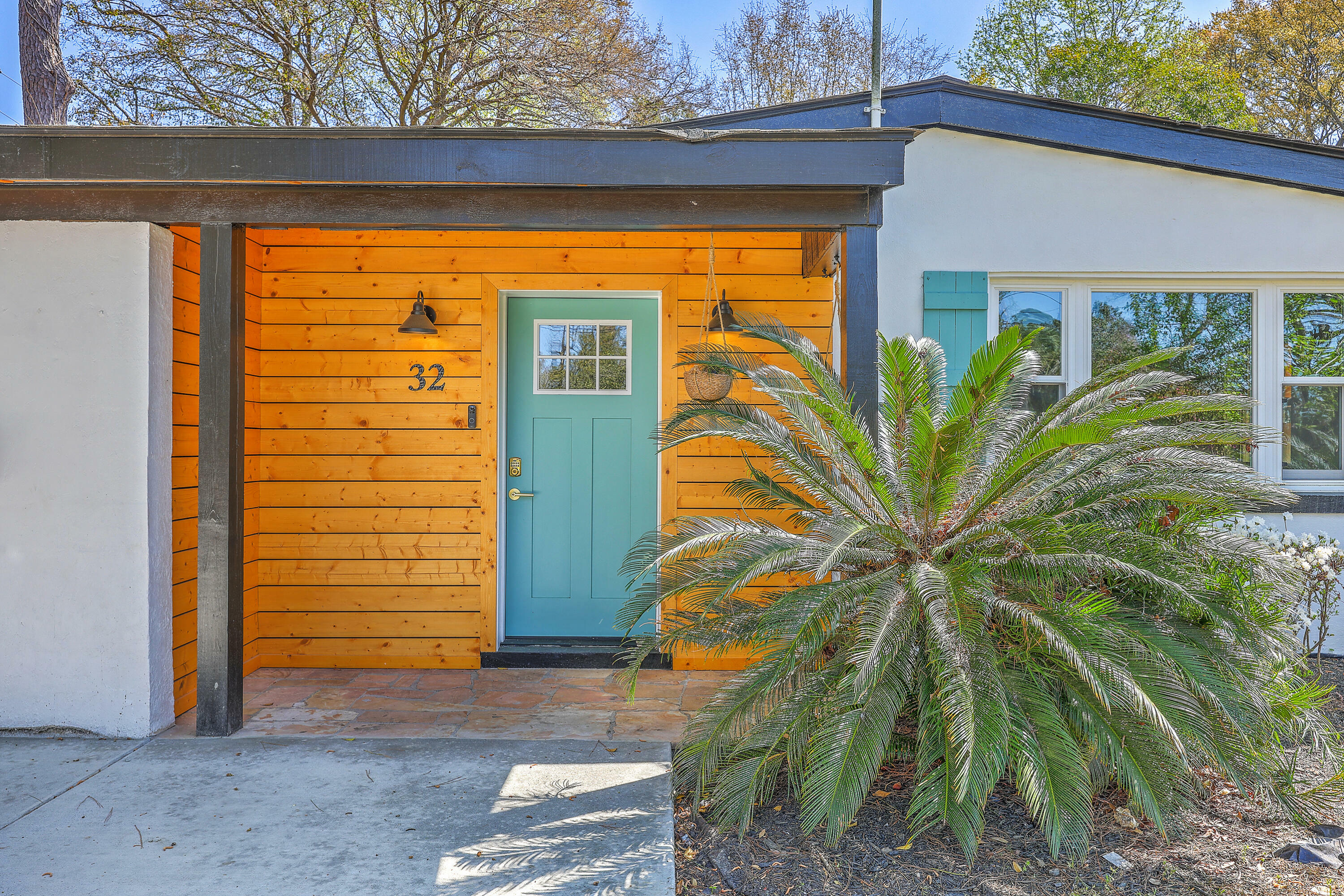 Property Photo: 32 Briarcliff Drive SC 29407