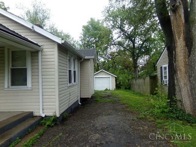 Property Photo: 1719 Lamberton Street OH 45044