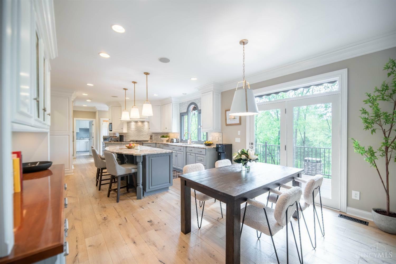 Property Photo: 11329 Terwilligersknoll Court OH 45249