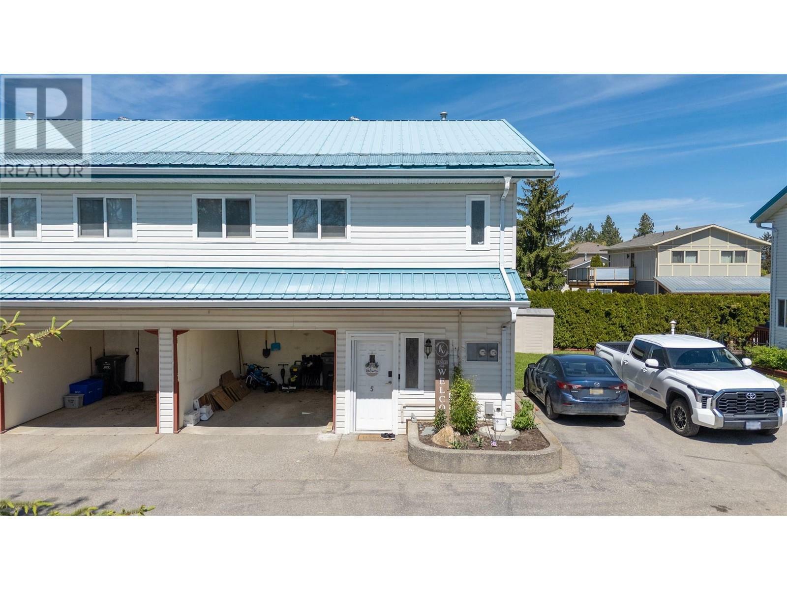2620 Pleasant Valley Road 5  Armstrong BC V4Y 2A5 photo