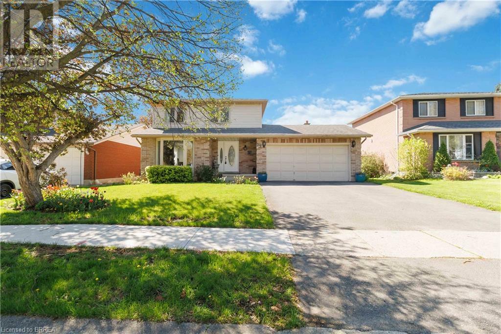 Property Photo: 25 Winter Way ON N3T 6G3