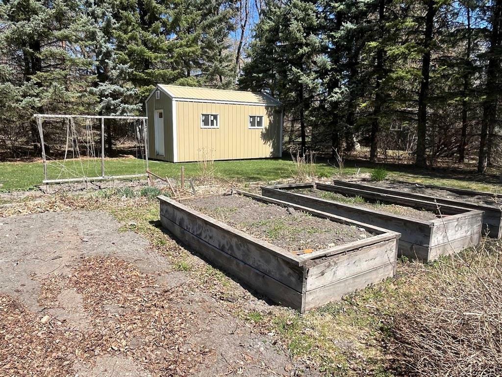 Property Photo: 67 1st Avenue MB R0J 1T0